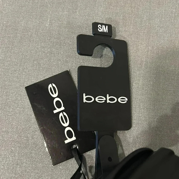 🖤”BEBE” NWT Black Scrunch with Silver Metallic Chain & Emblem Belt Size S/M 🩶 - Picture 9 of 11